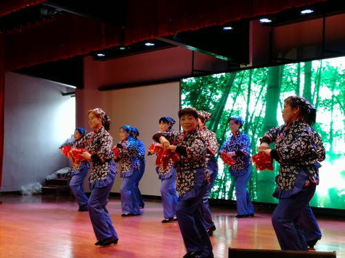 芳华绽放 巾帼礼赞——记“三八”国际妇女节文艺汇演